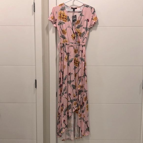 Light pink floral wrap dress - Picture 1 of 7